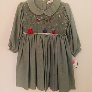 Petit Ami smocked dress / Christmas scene